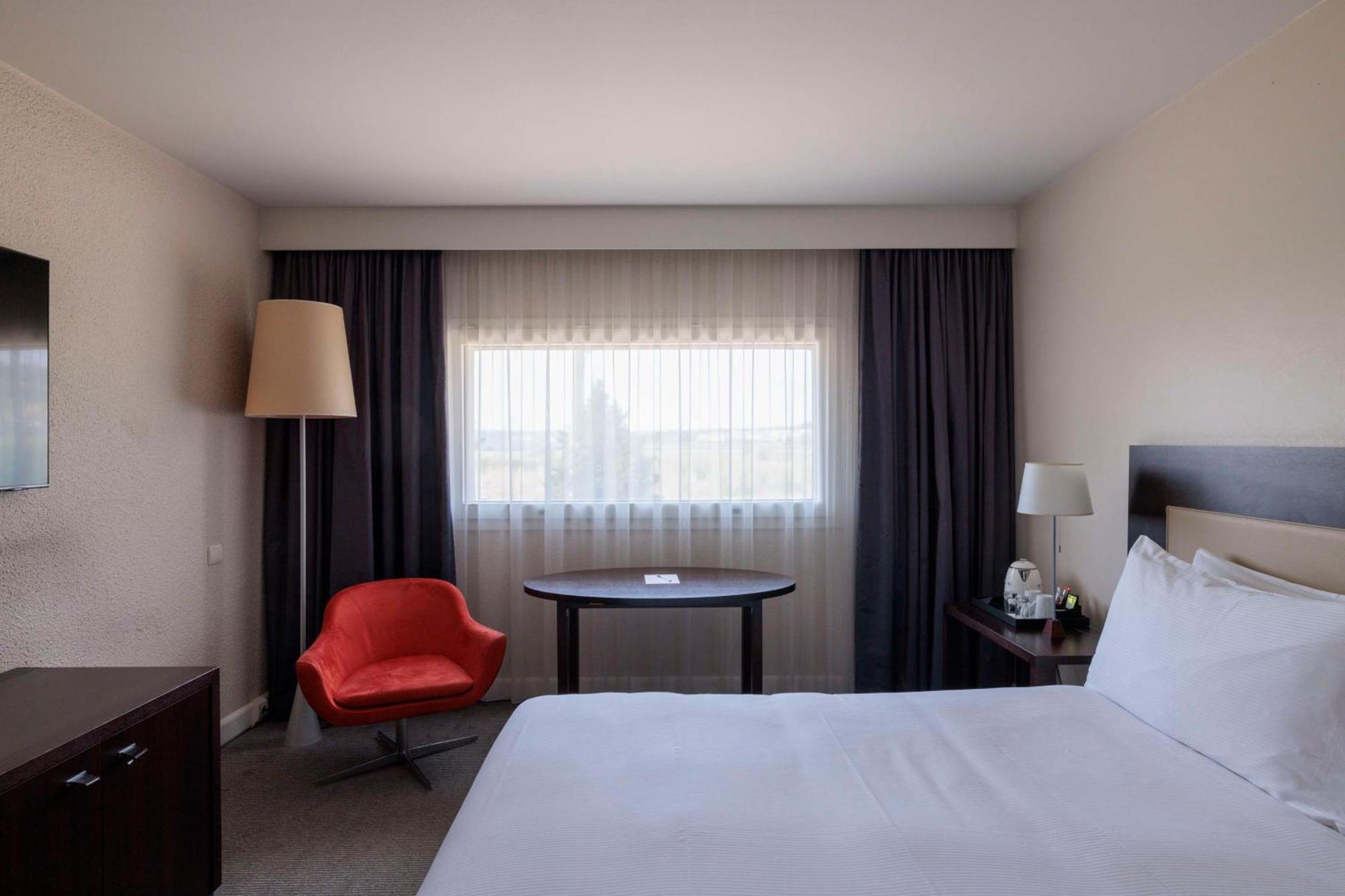 Hilton Garden Marseille Provence Airport 4*