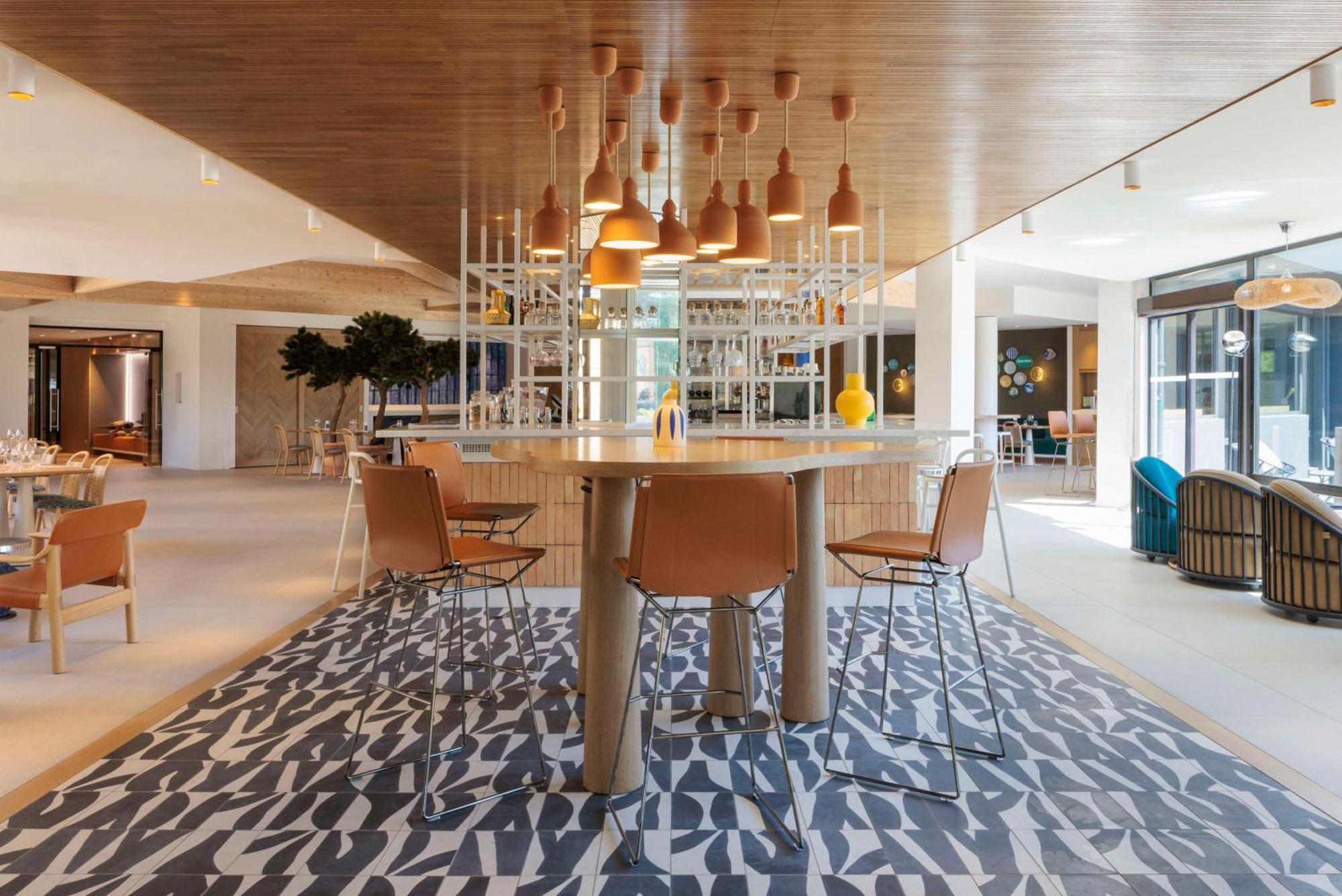 Hilton Garden Marseille Provence Airport Hotel 4*